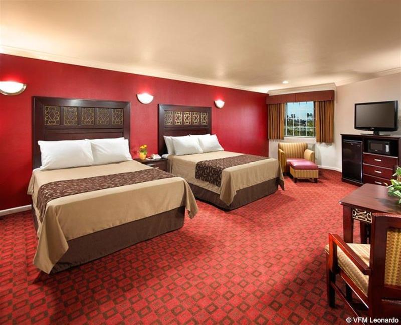 Studio Inn & Suites At Promenade Downey Exteriör bild